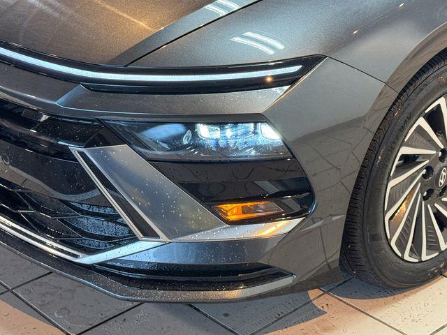 used 2024 Hyundai Sonata Hybrid car, priced at $23,385