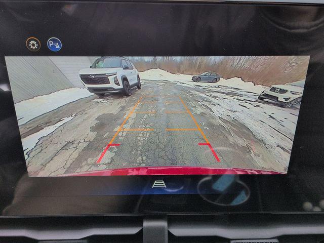 new 2026 Chevrolet Equinox car, priced at $30,658