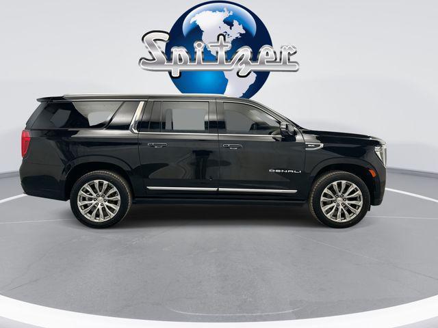 used 2023 GMC Yukon XL car, priced at $57,548