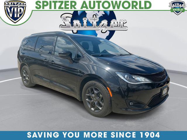 used 2018 Chrysler Pacifica car