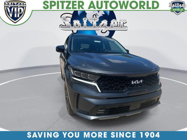 used 2023 Kia Sorento car, priced at $27,367