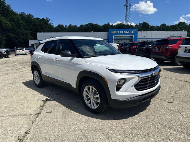 used 2024 Chevrolet TrailBlazer car, priced at $21,378