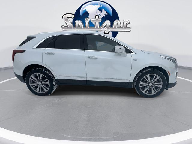 used 2025 Cadillac XT5 car, priced at $44,598