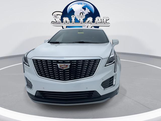 used 2025 Cadillac XT5 car, priced at $44,598