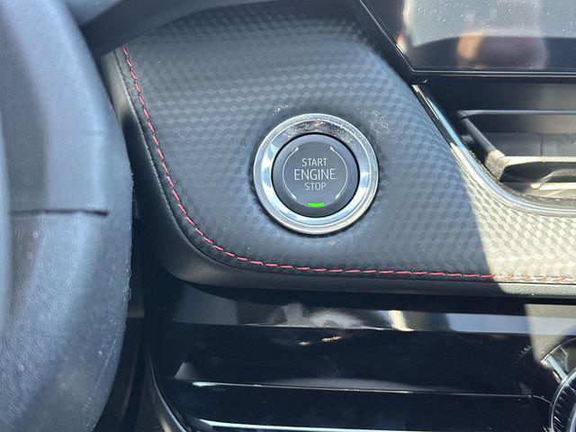 new 2026 Chevrolet Equinox car, priced at $40,901