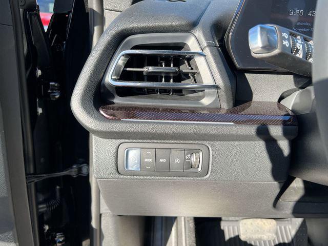 new 2026 Chevrolet Traverse car, priced at $57,768