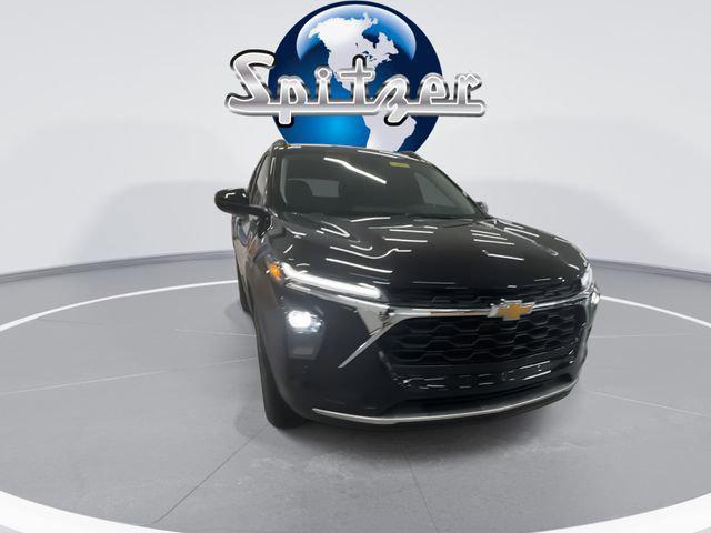 new 2026 Chevrolet Trax car, priced at $26,122
