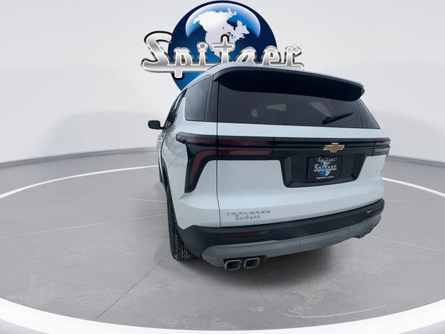 new 2026 Chevrolet Traverse car, priced at $40,492