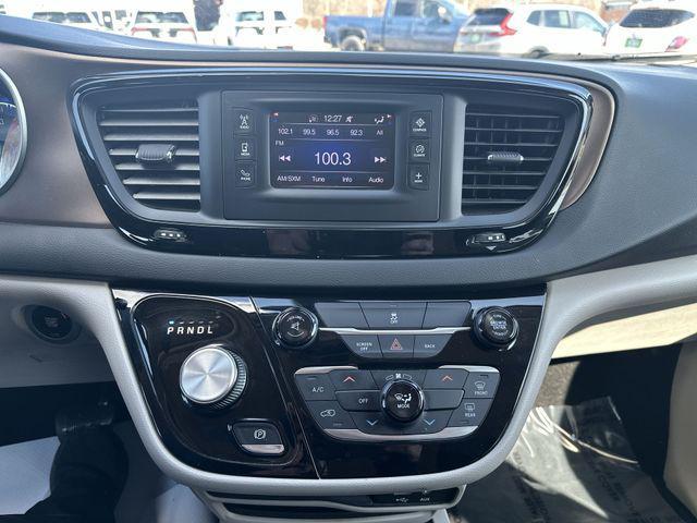 used 2017 Chrysler Pacifica car, priced at $12,554