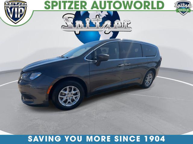 used 2017 Chrysler Pacifica car, priced at $12,554
