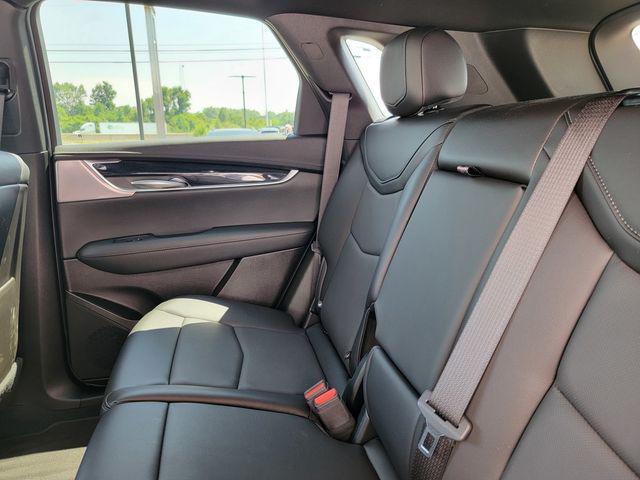 used 2025 Cadillac XT5 car, priced at $37,706