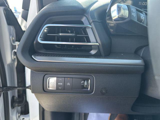 new 2026 Chevrolet Traverse car, priced at $43,045