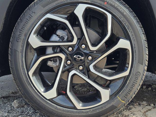 new 2025 Chevrolet Trax car, priced at $27,535
