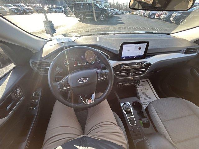 used 2022 Ford Escape car, priced at $15,999