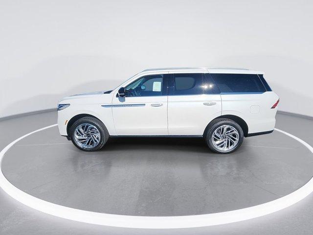 new 2025 Lincoln Navigator car, priced at $91,499