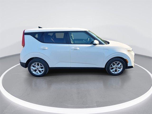 used 2022 Kia Soul car, priced at $16,998