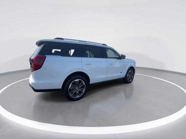 new 2026 Ford Expedition car, priced at $86,516