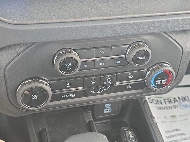 new 2025 Ford Bronco car, priced at $43,399