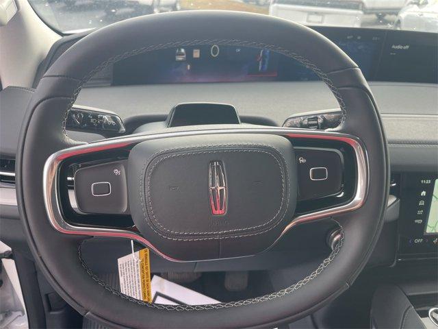 new 2025 Lincoln Navigator car, priced at $94,799