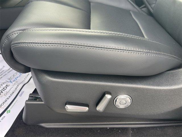 new 2025 Lincoln Navigator car, priced at $94,799