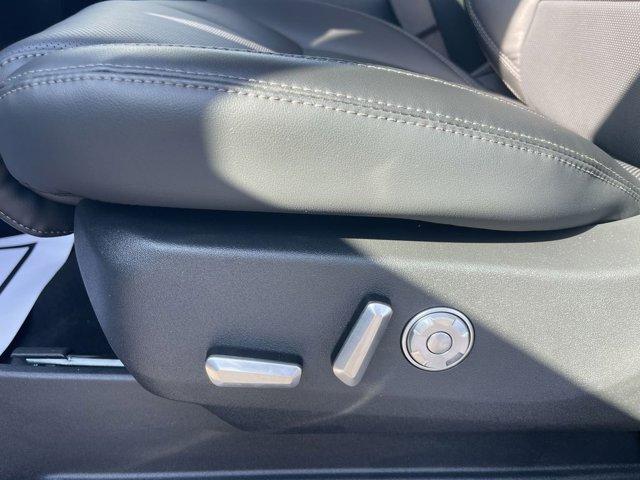 new 2026 Lincoln Navigator L car, priced at $106,999