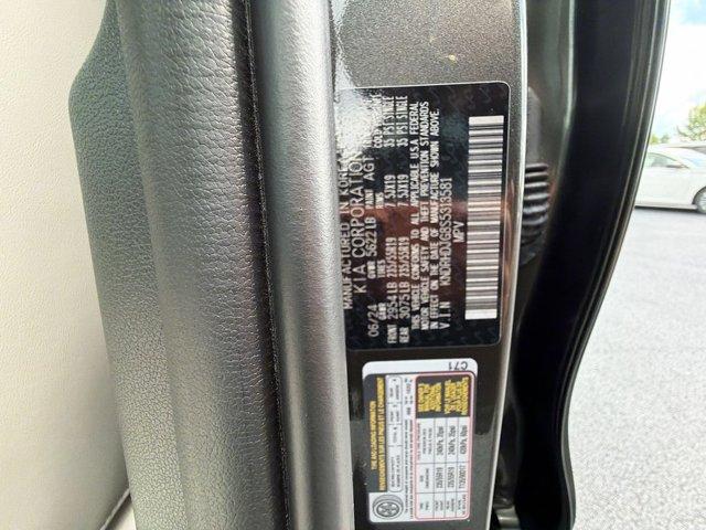 used 2025 Kia Sorento Hybrid car, priced at $35,588