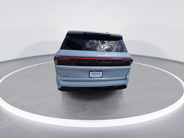 new 2025 Lincoln Navigator L car, priced at $94,106