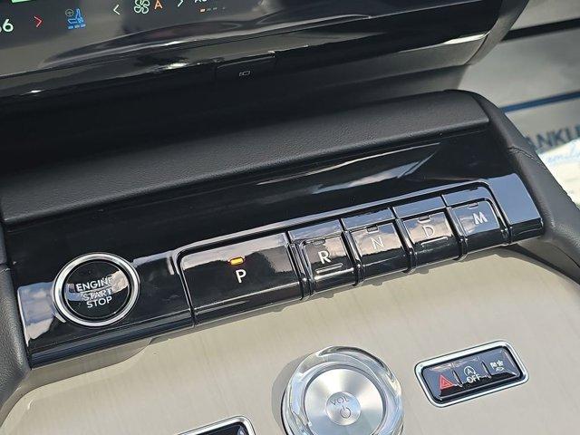 new 2025 Lincoln Navigator L car, priced at $94,106