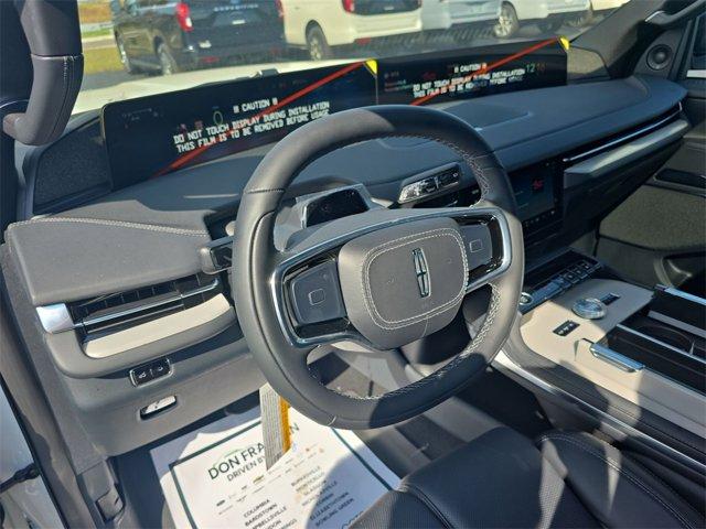 new 2025 Lincoln Navigator L car, priced at $100,999