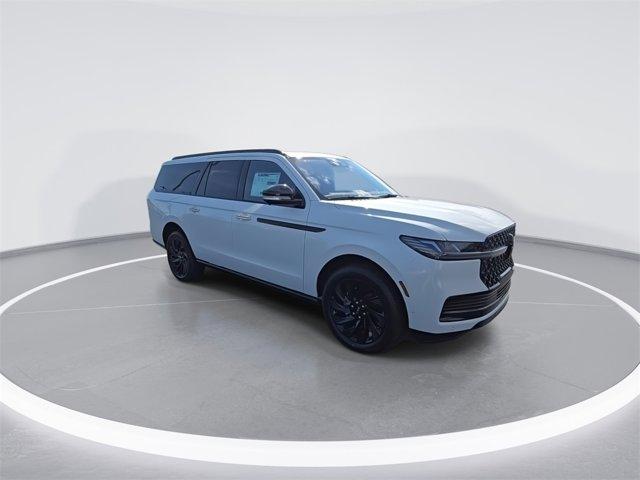 new 2025 Lincoln Navigator L car, priced at $100,999