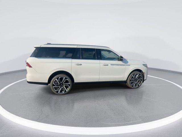 new 2026 Lincoln Navigator L car, priced at $107,520