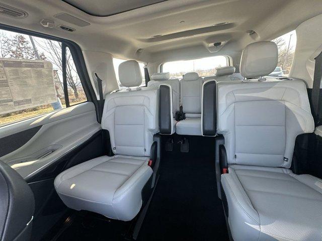 new 2026 Lincoln Navigator L car, priced at $107,520