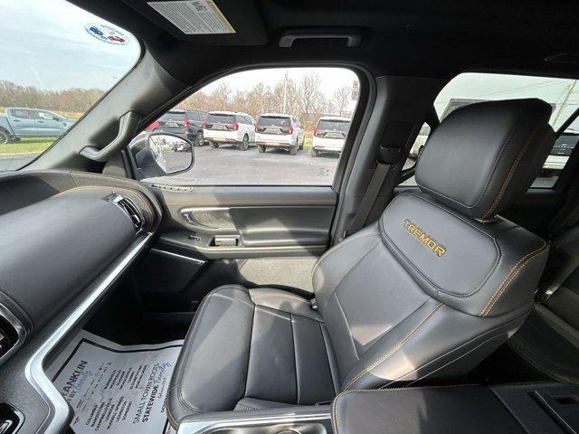 new 2026 Ford Expedition car, priced at $82,477