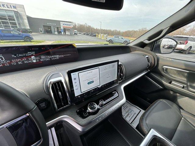 new 2026 Ford Expedition car, priced at $82,477