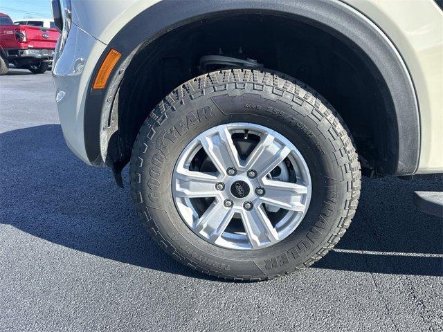 new 2025 Ford Ranger car, priced at $36,999