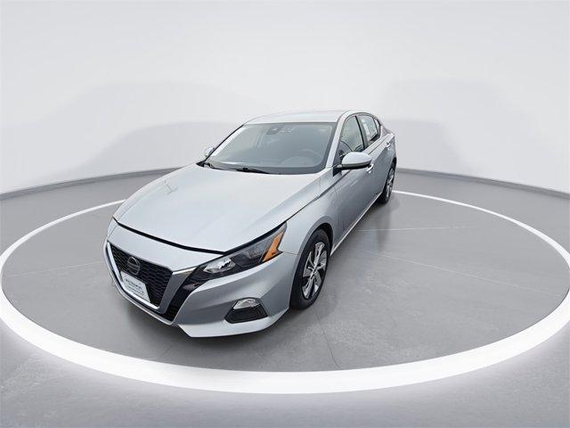 used 2022 Nissan Altima car, priced at $17,999