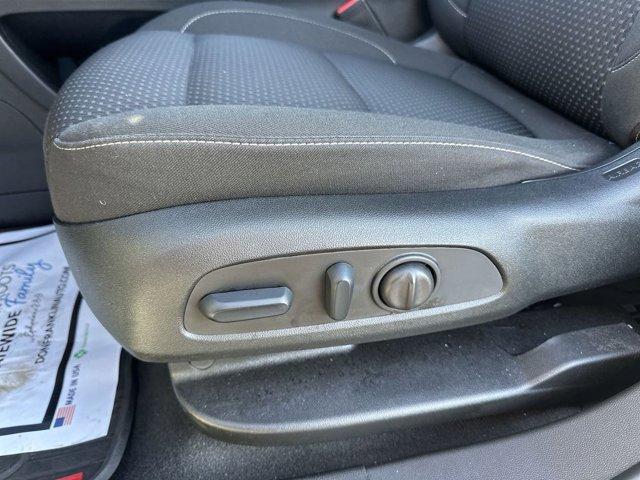 used 2023 GMC Acadia car, priced at $28,960