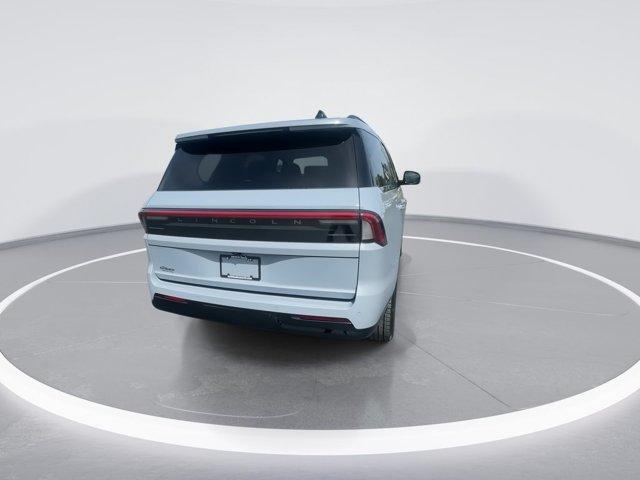 new 2026 Lincoln Navigator car, priced at $100,783