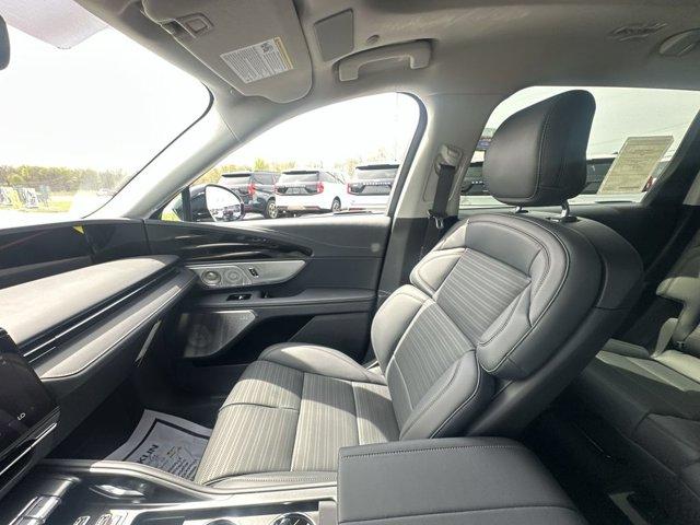 new 2026 Lincoln Nautilus car, priced at $65,469