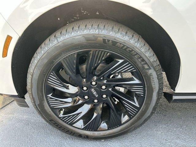 new 2026 Lincoln Navigator L car, priced at $105,440