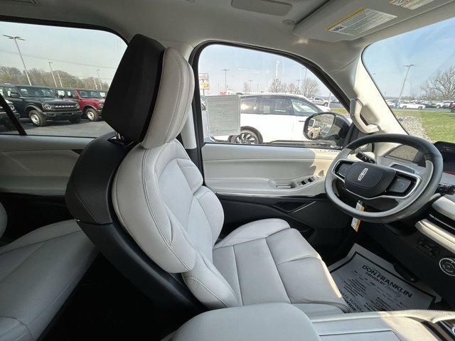 new 2026 Lincoln Navigator L car, priced at $105,440