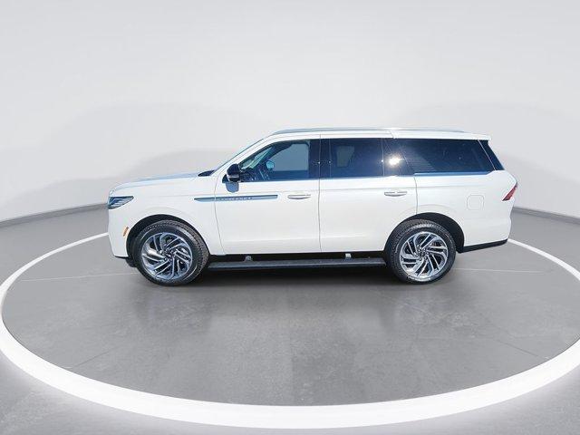 new 2025 Lincoln Navigator car, priced at $86,797