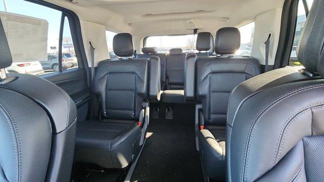 new 2025 Lincoln Navigator car, priced at $86,797