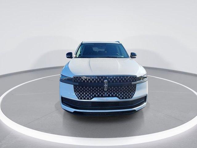 new 2025 Lincoln Navigator car, priced at $91,499