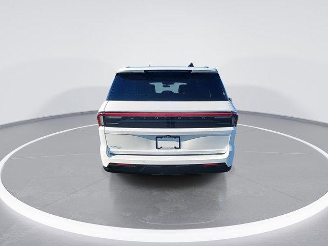 new 2025 Lincoln Navigator car, priced at $91,499