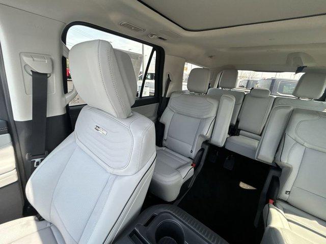 new 2026 Ford Expedition car, priced at $88,342