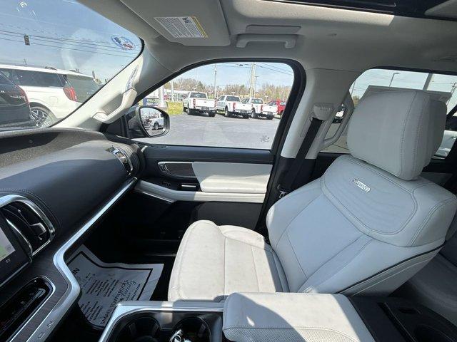 new 2026 Ford Expedition car, priced at $88,342