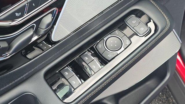 new 2025 Lincoln Aviator car, priced at $67,299