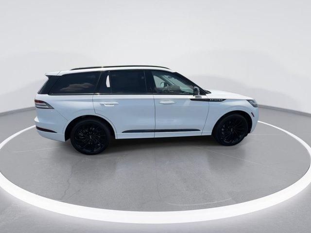 new 2026 Lincoln Aviator car, priced at $77,298