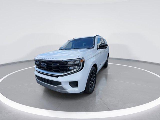 used 2025 Ford Expedition car, priced at $68,999